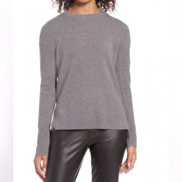 Halogen Grey 100% Cashmere Crewneck Sweater Size Medium - Picture 1 of 6